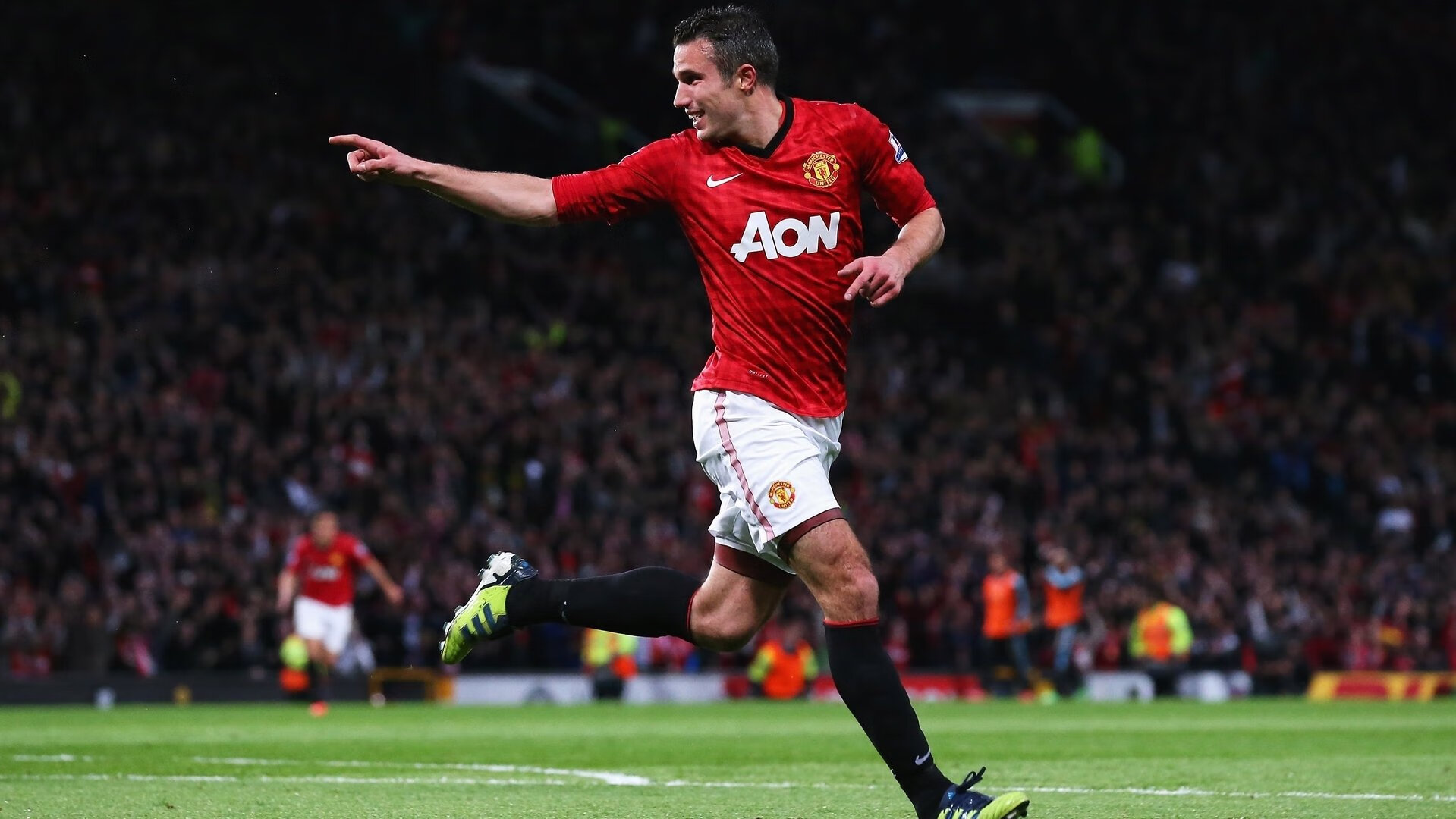 开云体育平台-乔治左右开弓命中两记三分,乔治持球进攻能力